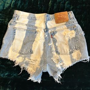 Distressed Levi’s custom cut-off shorts